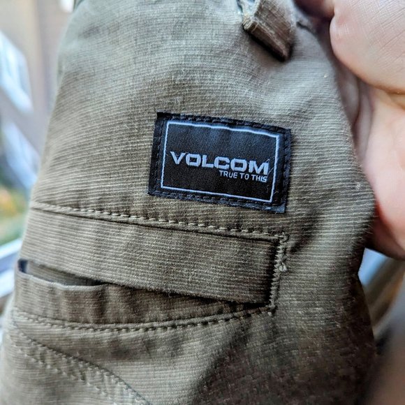 Volcom - Men's Frickin Cross Shred Slub Hybrid Shorts, Dark Military Green. - Picture 1 of 3